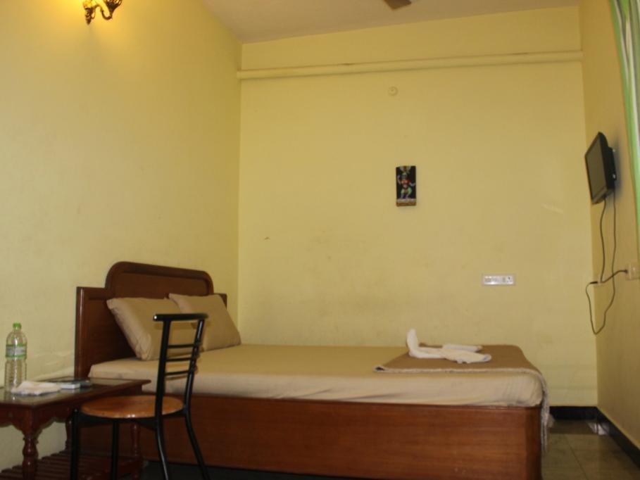 Hotel L'Ocean Pondichéry Extérieur photo