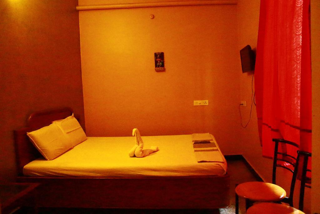 Hotel L'Ocean Pondichéry Extérieur photo