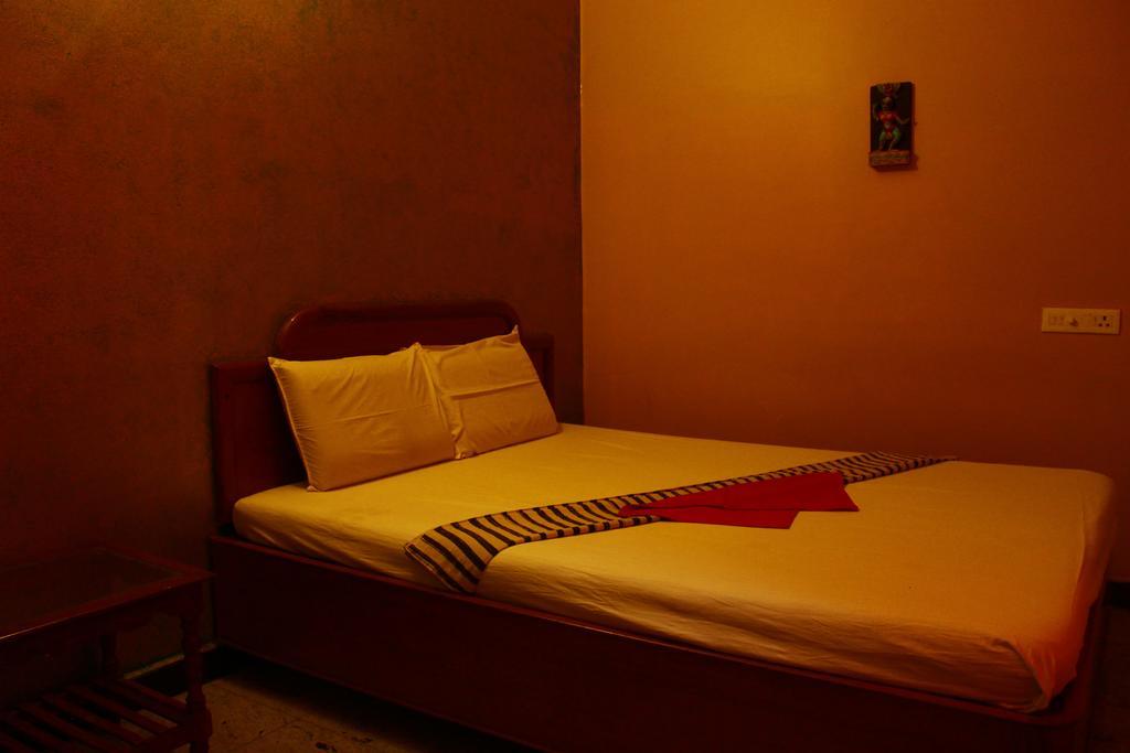 Hotel L'Ocean Pondichéry Extérieur photo